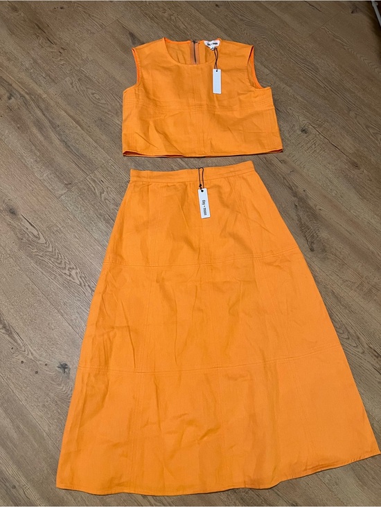 Day + Moon Dresses & Skirts - NWT boutique top and skirt